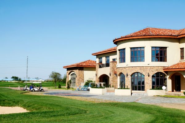 Golf Course Estate